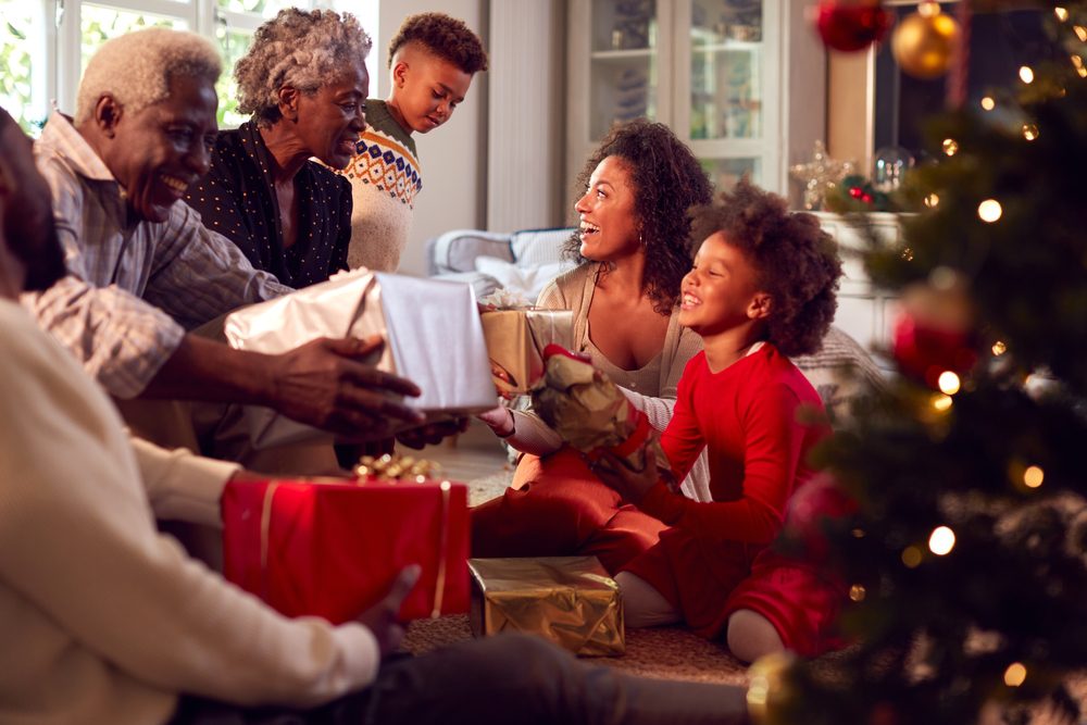 8 Ways to Save Money This Holiday Season